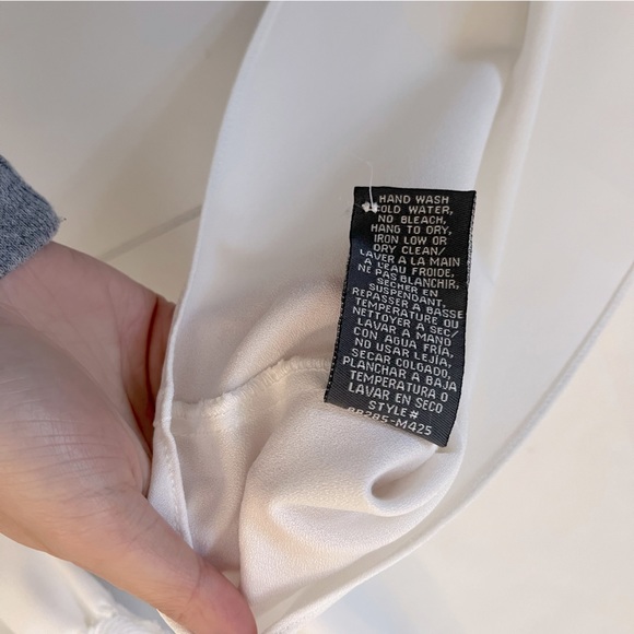 Suzy Shier 3/4 sleeve blouse - Picture 5 of 6